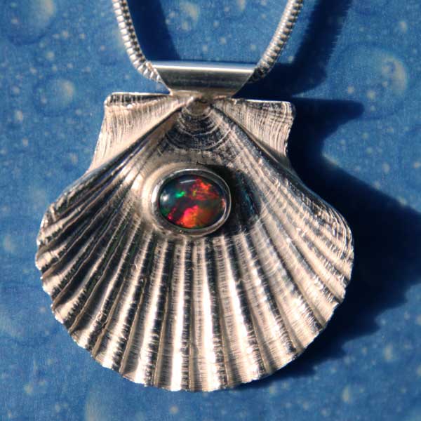 Pilgermuschel Anhänger Opal Schmuck