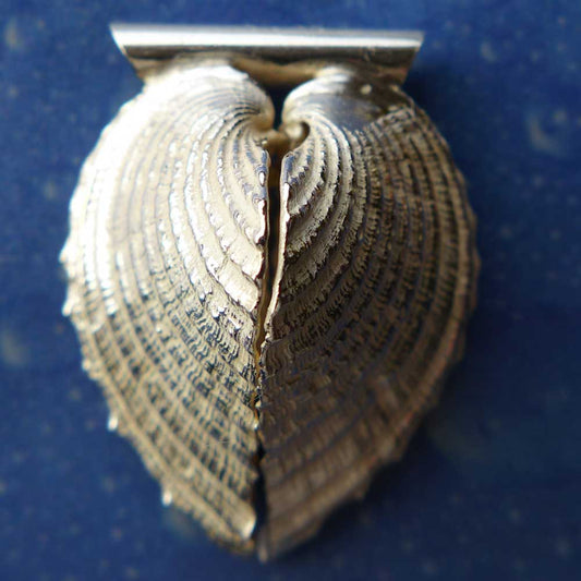 Dione Herz Muschel Anhänger