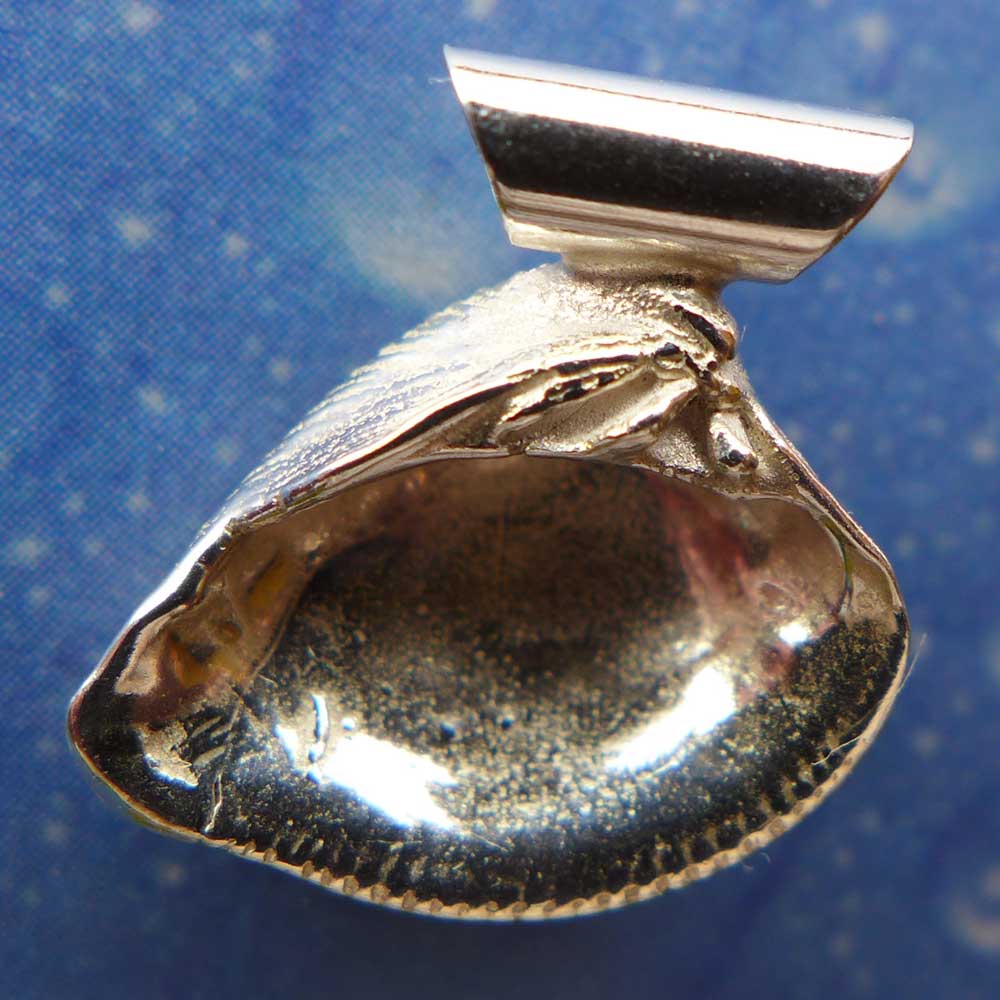 Täuschende Dick Muschel Anhänger