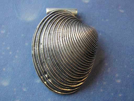 Venusmuschel Silber Anhänger geschwärzt