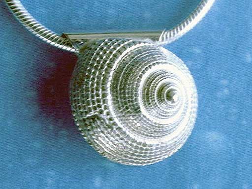 Schnecken Kette Anhänger Erdbeer