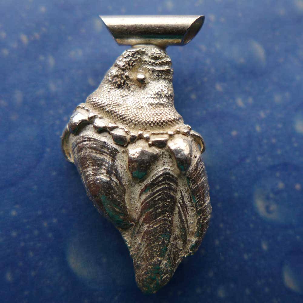 Essbares Ding m Anhänger Enten Muschel