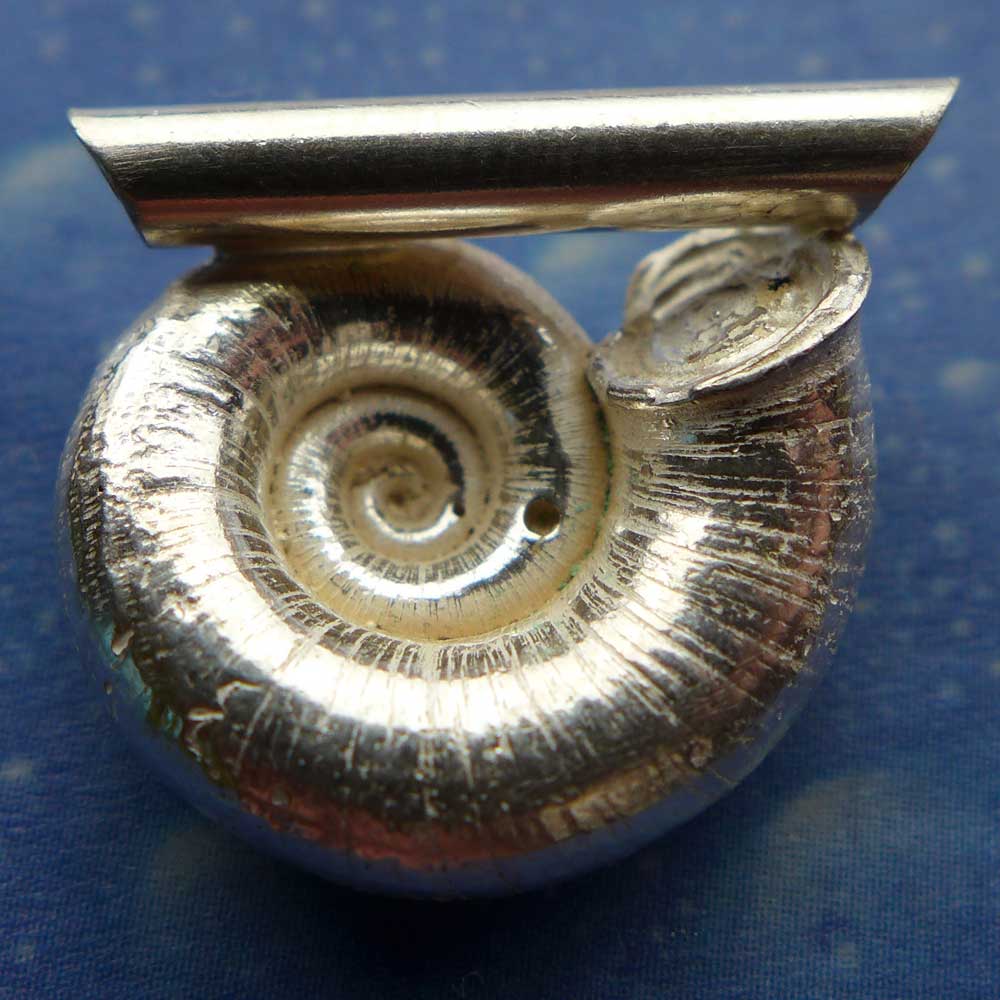 Schmuck Anhänger Landschnecke Silber Rückseite