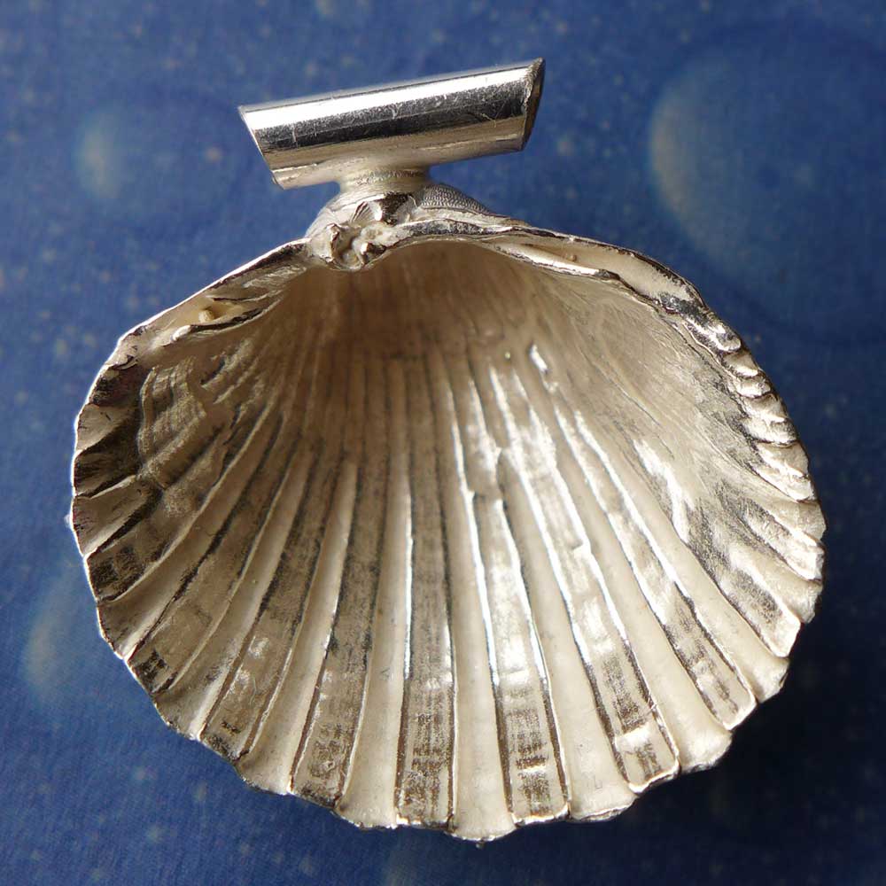 Herzmuschel Anhänger edler Schmuck Rückseite