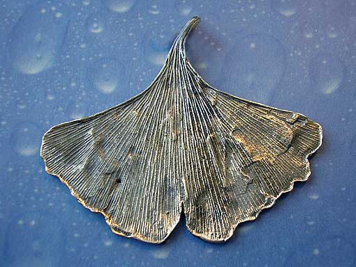 Ginkgoblatt medium Brosche