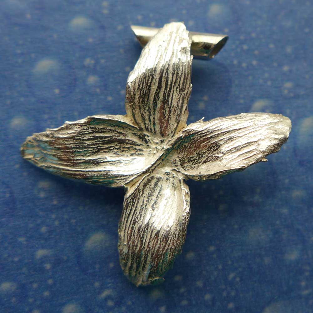 Buchecker Anhänger Schmuck Silber