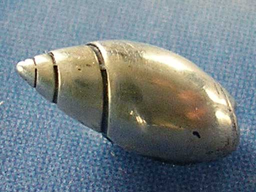 Gelbes Täubchen Ohrstecker