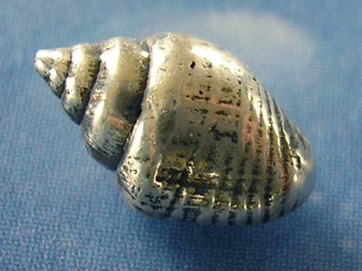 Maritimer Ohrstecker in Silber handgearbeitet