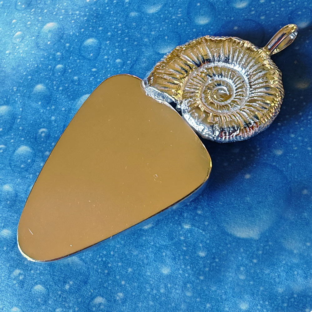 Ammonit mit Edelstein Kette Silber