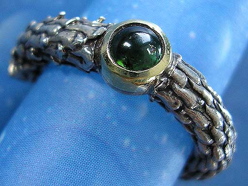 Schmuck für Blumenkinder Fichtenast Turmalin