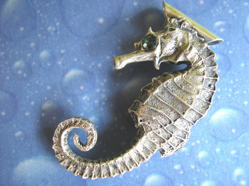 Schmuck Design Seepferdchen Anhänger Turmalin