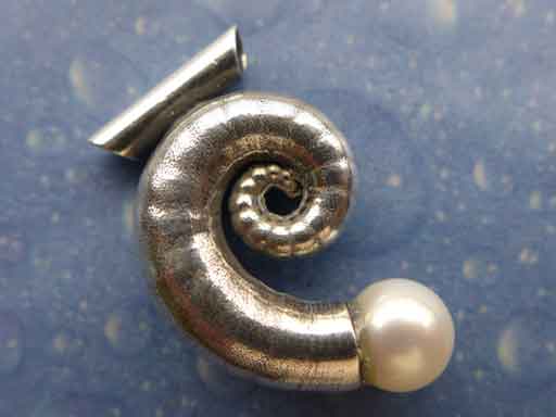 Schmuck Perle Anhänger Schnecke Posthorn