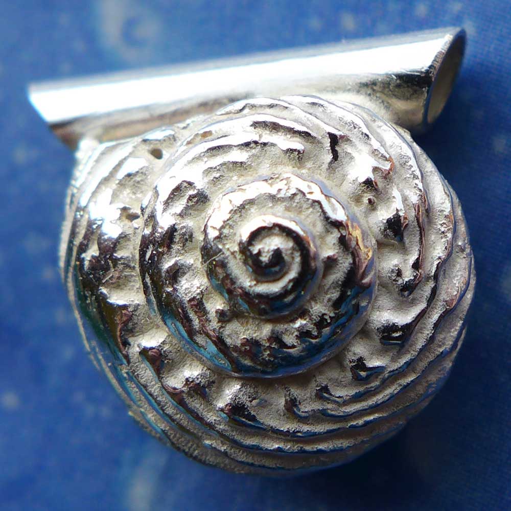 Silber Anhänger Schnecke Knotenknopf