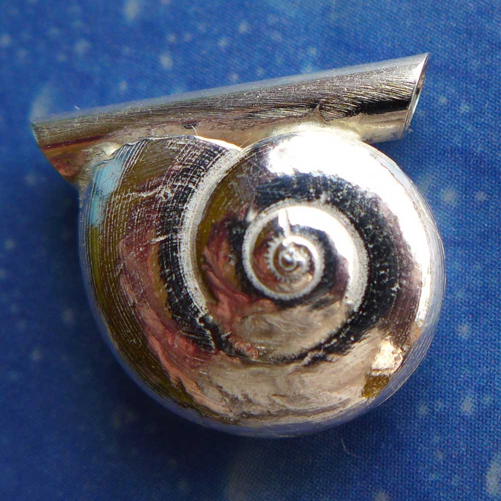 Taucherschmuck Anhänger Schnecke Sonnenknopf