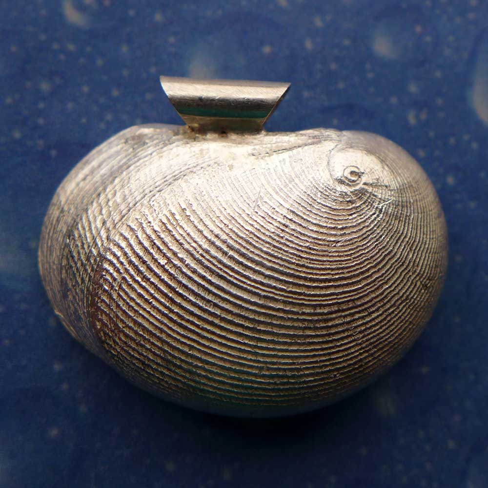 Weißer Mond Anhänger Schnecke