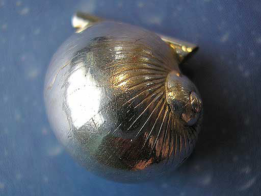 Mond Schnecke glatt Anhänger