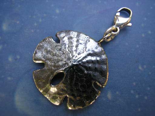Sanddollar small Charms mit Karabiner