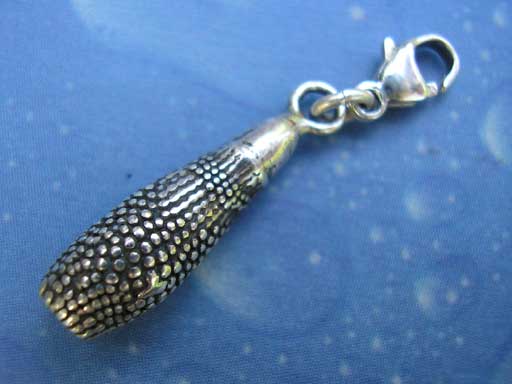Galapagosseeigelstachel small Charms mit Karabiner