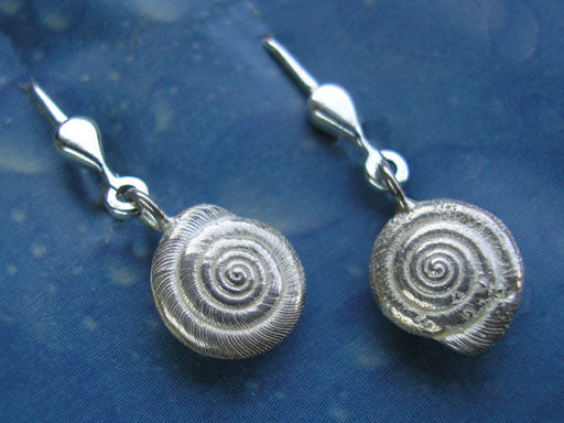 Runde Lagunenschnecke Ohrhänger